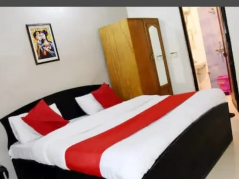 Hotel Krishna Towers