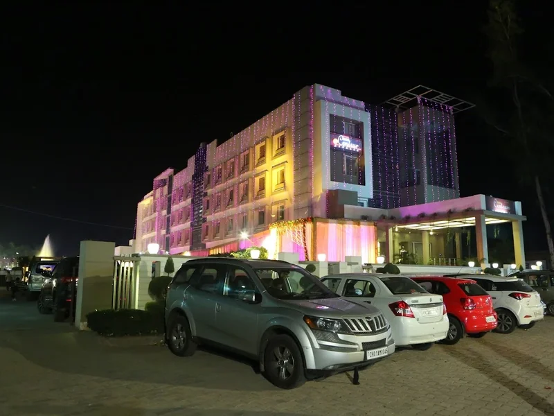 Hotel Centrum Roorkee