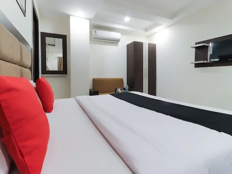 CAPITAL O46294 K K Residency