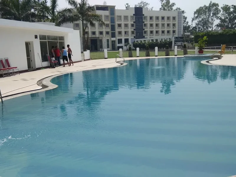 Hotel Centrum Roorkee