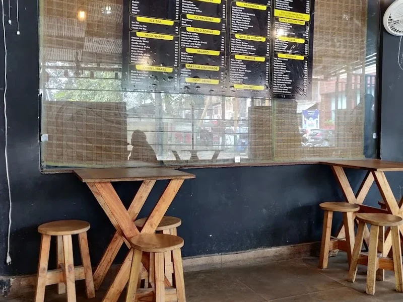 Chai Sutta Bar Roorkee