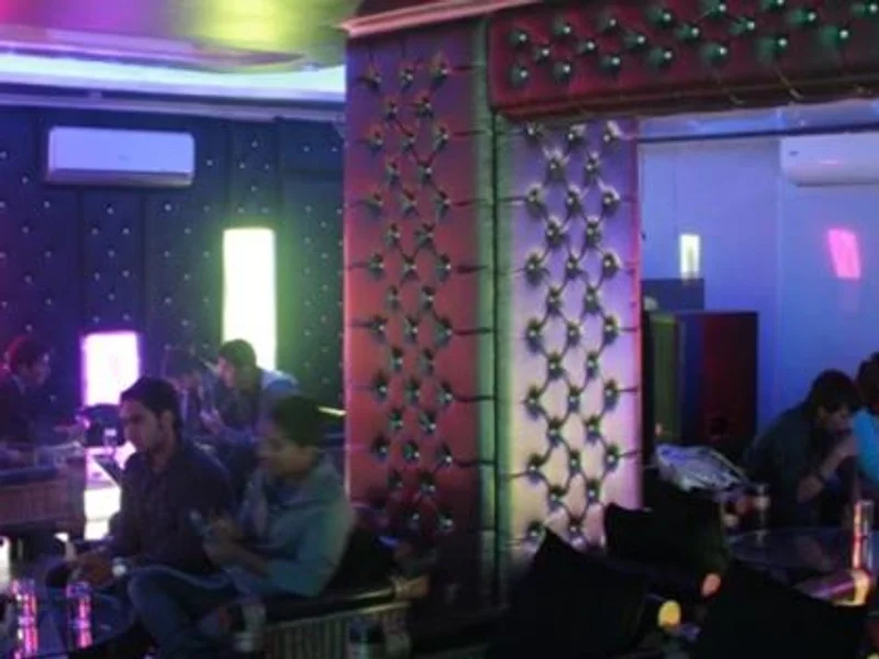 Sheesha Lounge & Restaurant | Best Restaurant | Bar | Lounge in Dehradun