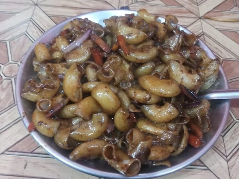 SEVEN ELEVEN FAST FOOD CORNER