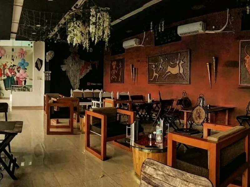 THE TRIBAL CAFE