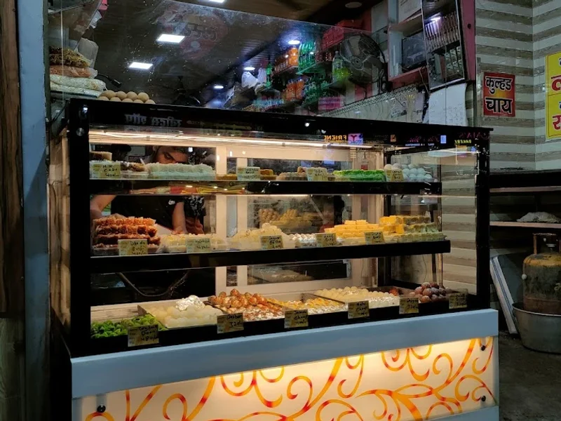 New Delhi Juice & Shakes