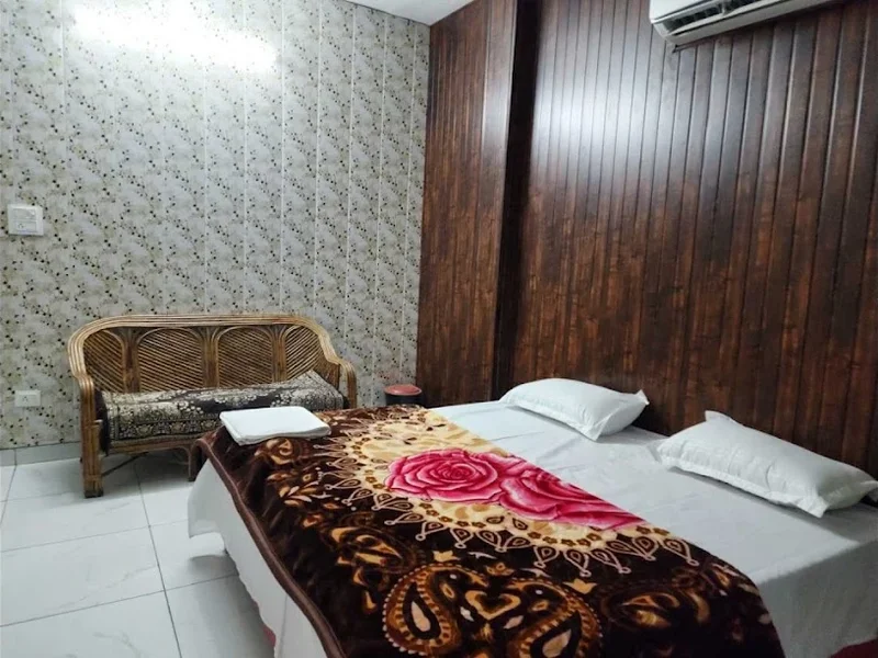 SPOT ON Hotel The Selaqui Paradise