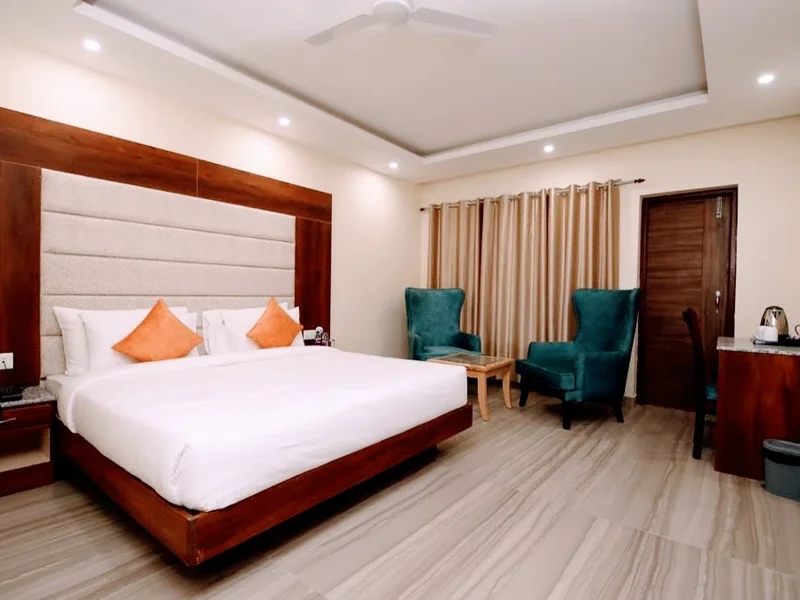 The Amparo Mussoorie - By Pearl Adventure