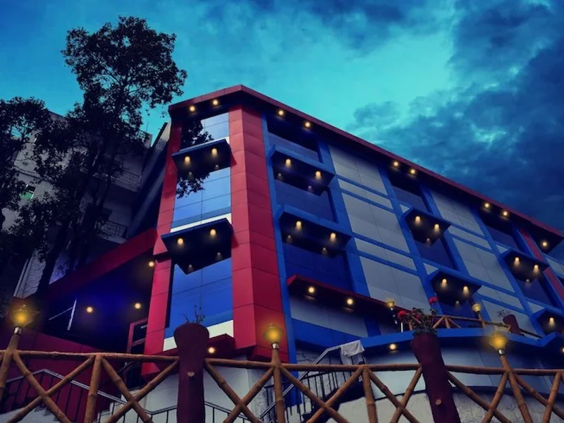 Hotel Crystal Palace Mussoorie