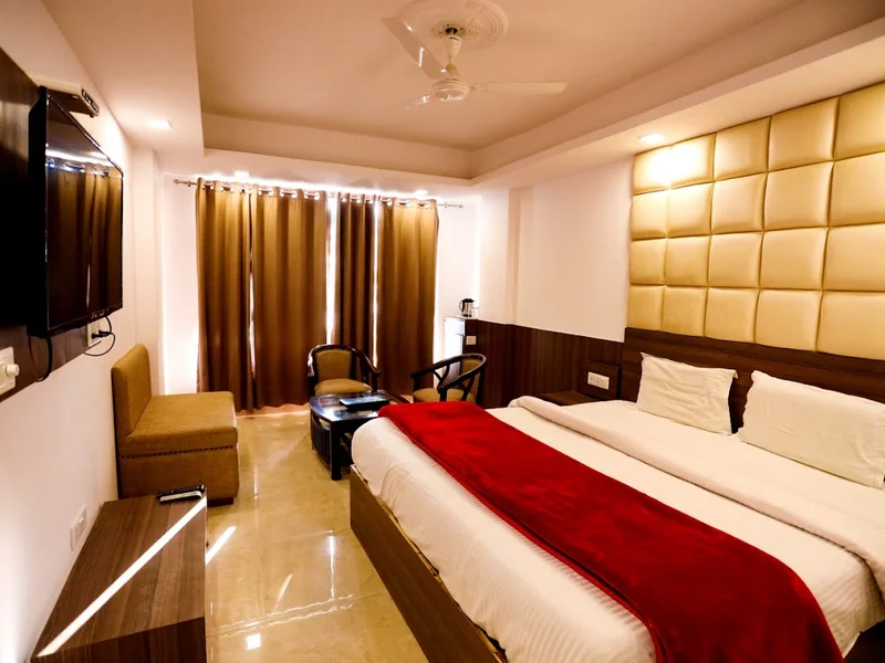 Amara Hill Queen Mussoorie - Right on Mall Road
