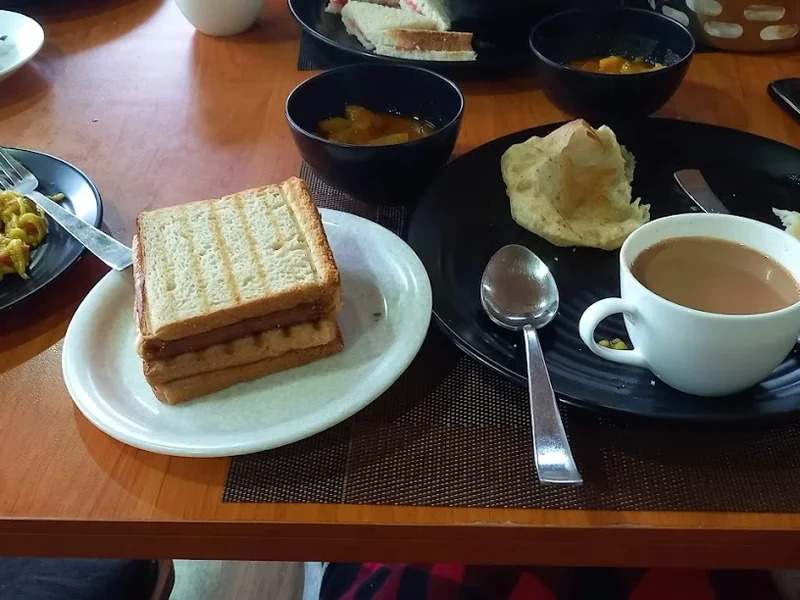 SL Manor Resort by Lawrence hotels