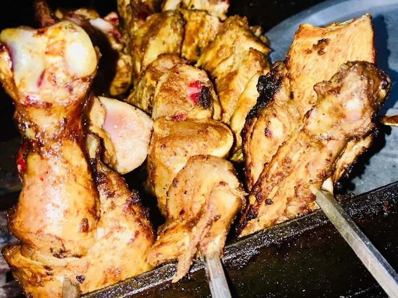 Delh6 Royal Chicken & Mutton Point