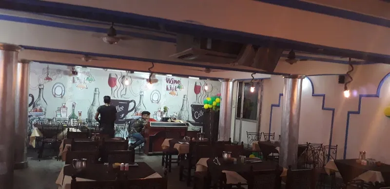 Spice point Family Restaurant , Roorkee