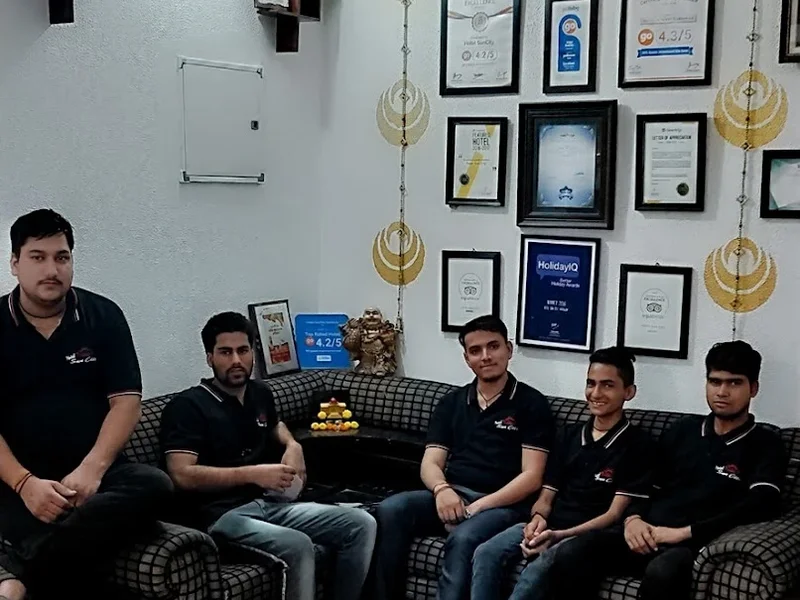 PLEASANT STAYZ HOTEL HARIDWAR