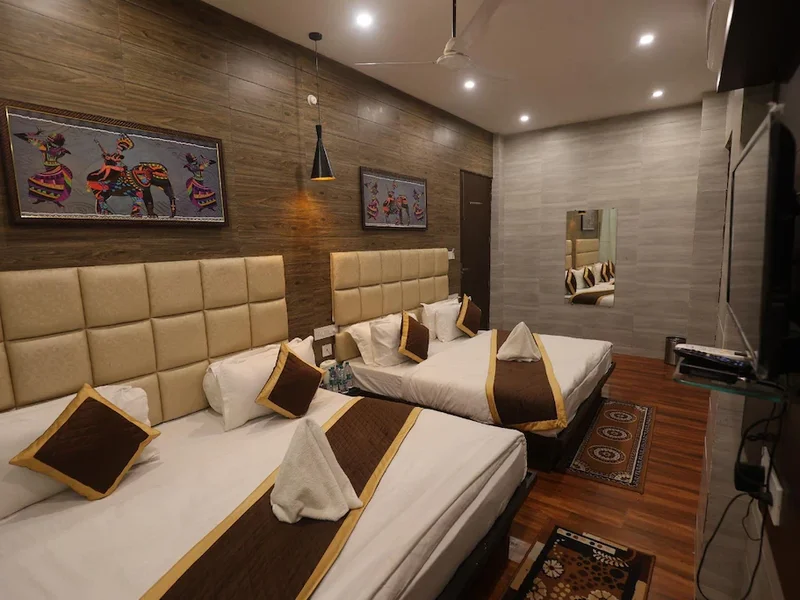 Oaktel Hotel Siya Ram