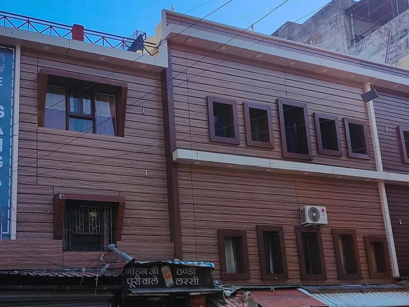 HOTEL The Reverent Ganga
