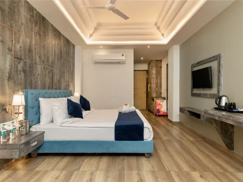 Hotel Ganga Bliss By DLS Hotels