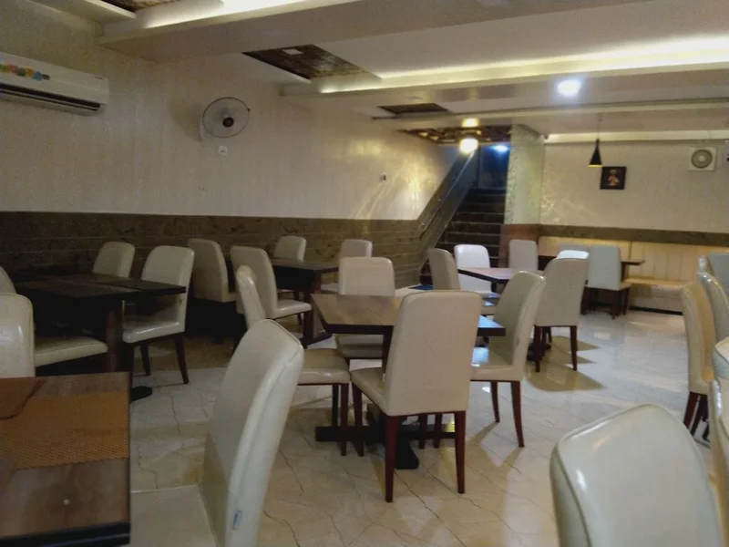 Green Chilly Restaurant