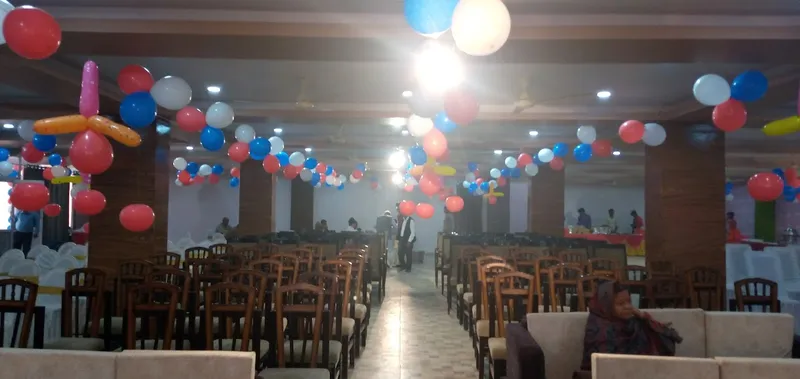 Shiv Kashi Restaurant & Banquot Hall (SULTANPUR)