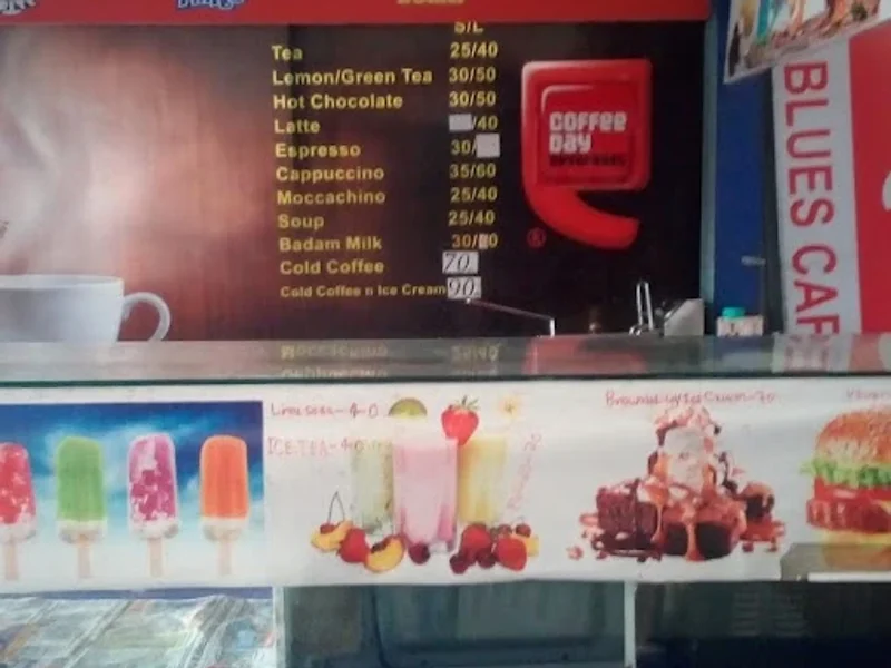 Blue whale lounge and Restaurant