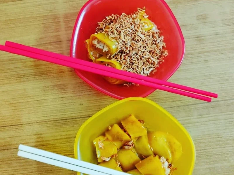 Yangla Restaurant ༼དབྱངས་ལགས་ཀྱི་ཟ་ཁང་།༽