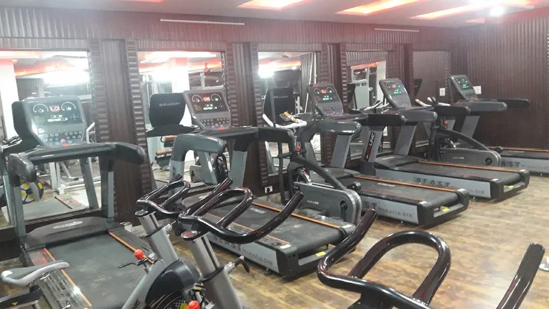 Body Fitness Unisex Gym