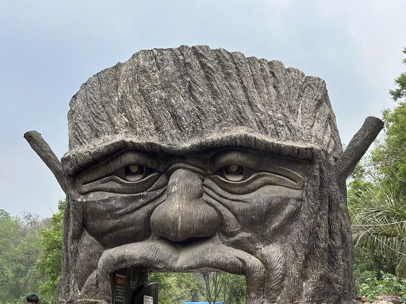 GUCCHUPANI ROBBERS CAVE