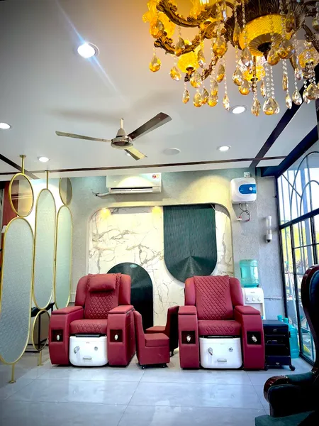 Kayakalp Salon