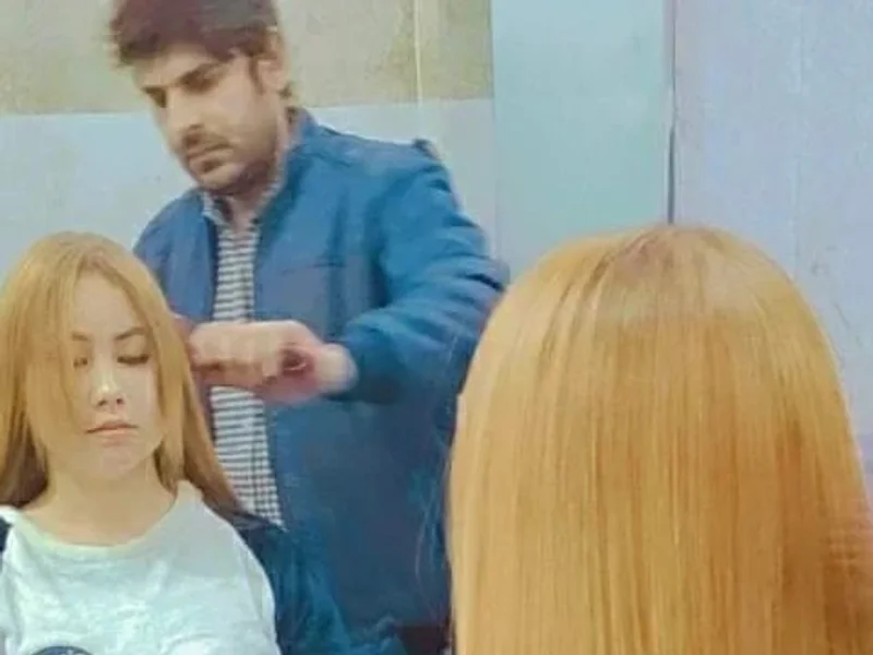 He & She Unisex Salon