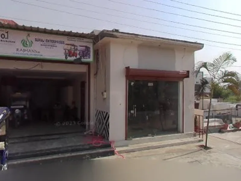 Hunss beauty ( salon & academy )