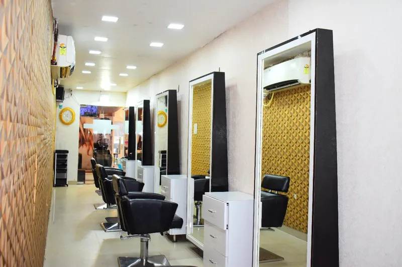 F.A UNISEX SALON (Beauty & Bridal makeup studio )