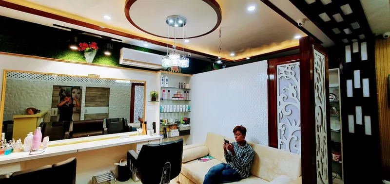 Amarpali Beauty Studio