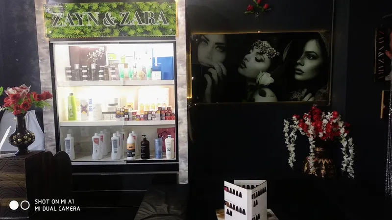 ZAYN AND ZARA UNISEX SALON