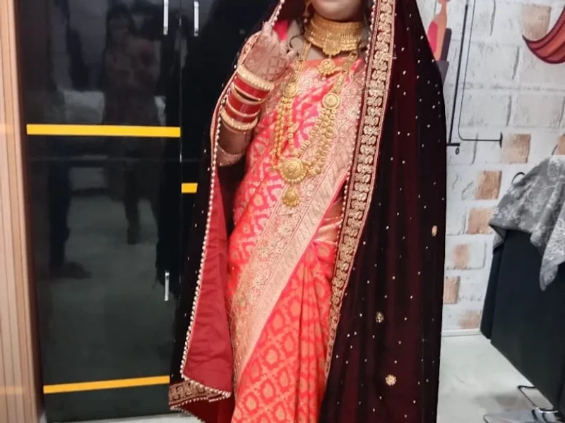 Glossy world of beauty family saloon