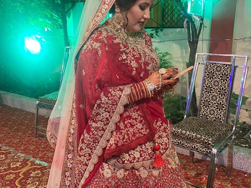 Monalisa makeup studio & salon