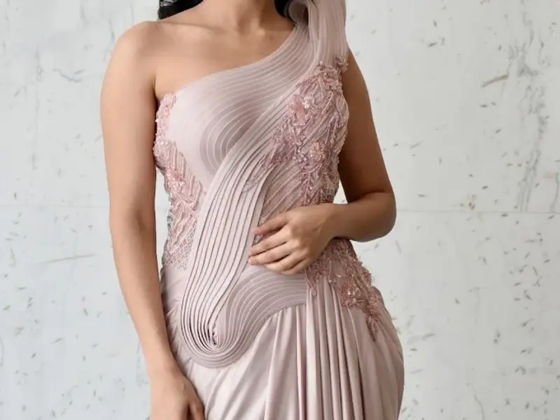 Royal Looks Beauty Salon & Academy