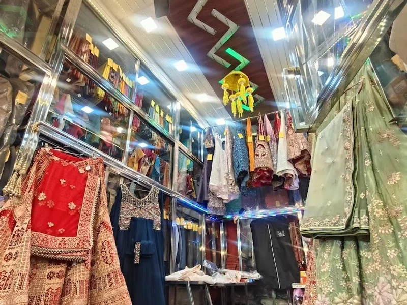 New GREEN DOON Drycleaner's