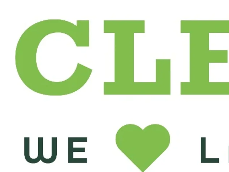 UClean Laundry| Dry Cleaning| Shoe Cleaning