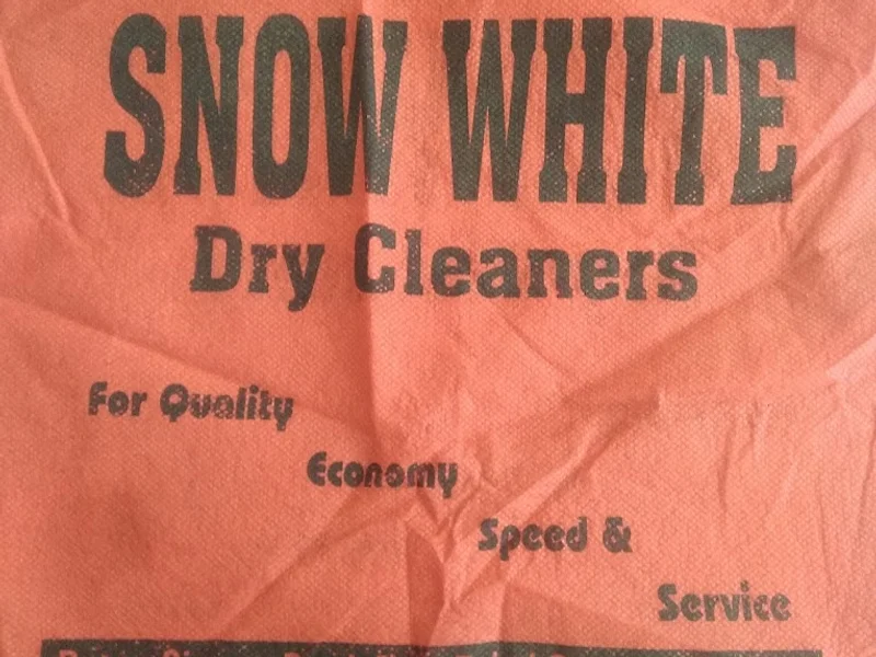 Snow White Drycleaners
