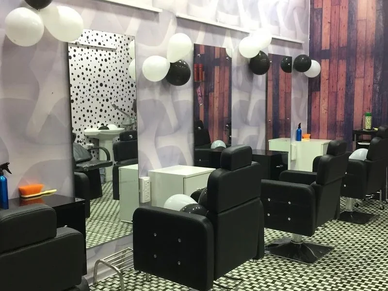 Apna good luck hair saloon