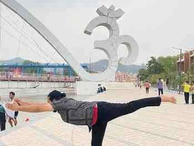Fitness Mantra Dhyan Yog kendra