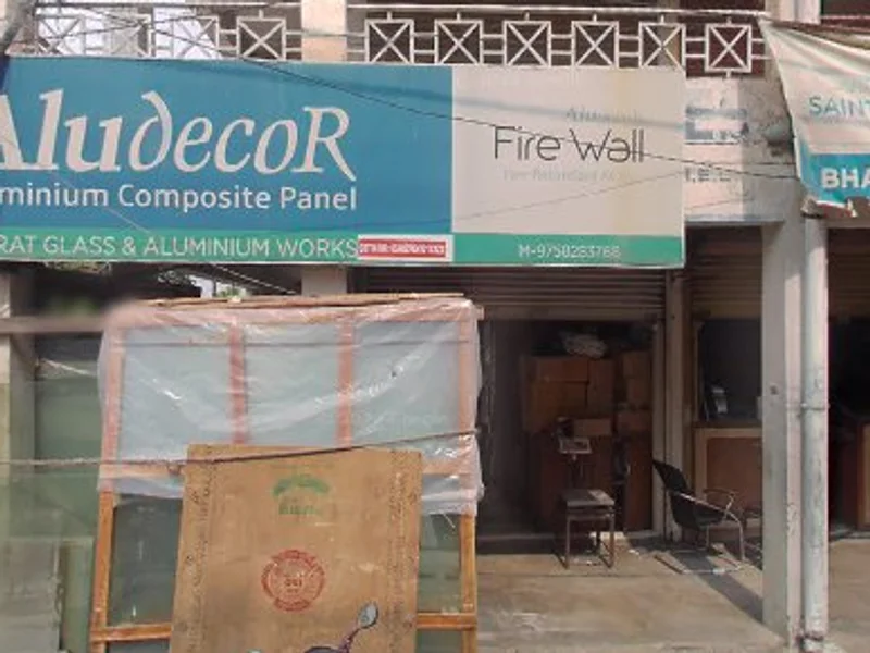 Royal Dog Cannal & Pet Food Store