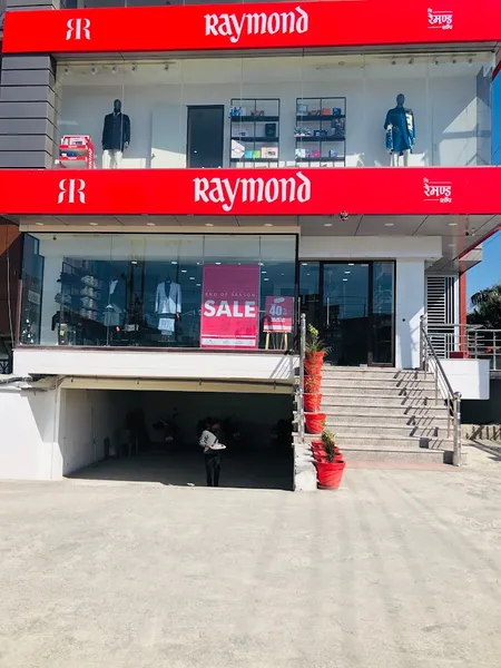 The Raymond Shop