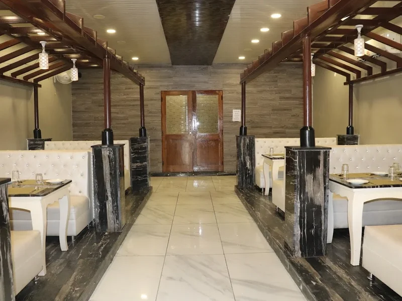 Grill to Chill - Best Restaurant in Rishikesh, Best Bar in Rishikesh, Best Banquet Hall in Rishikesh, Hotel Room in Rishikesh
