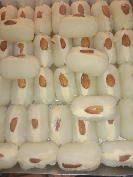 Kundan Sweets