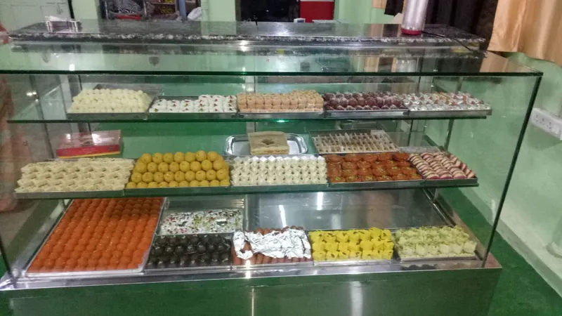 Vishnoi Sweets & Amul Ice cream Parlor