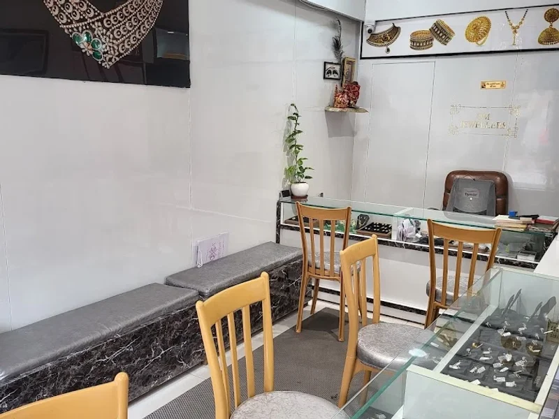 Om Jewellers | Kisna Diamond Authorised Retailer | Gold & Diamond Shop