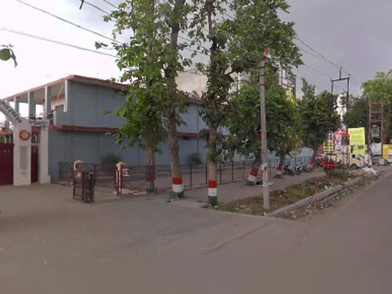 Guru Maa Jewels ,Nanak Heights, D1-D2 ,16/2