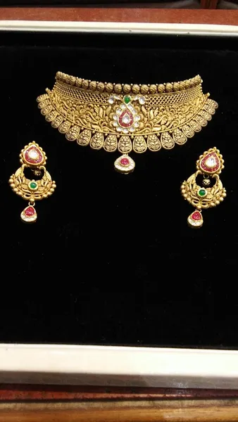 Om Prakash Umesh Kumar Jewellers