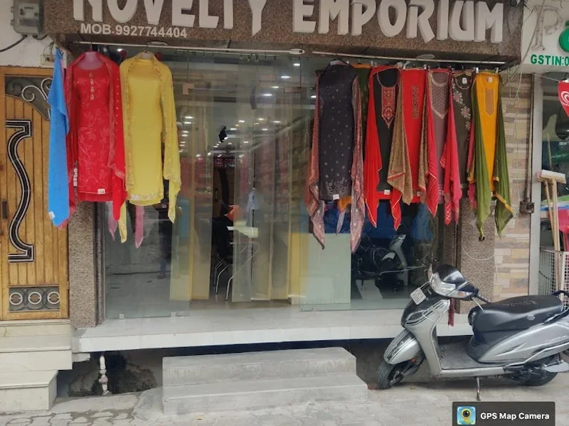 novelty saree emporium
