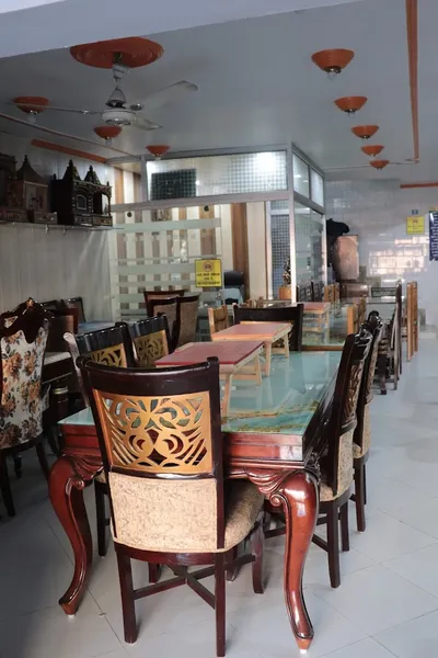 Amar Furnishers - Best Furnisher Showroom in Roorkee, Furniture Manufacturer in Roorkee, Best Home Furniture Dealers Roorkee